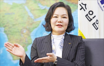 (한국경제) 윤영미 회장 인터뷰