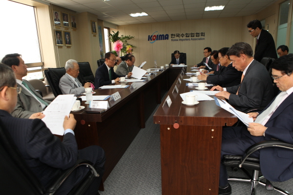 증경회장단회 및 재정위원회 확대회의 개최