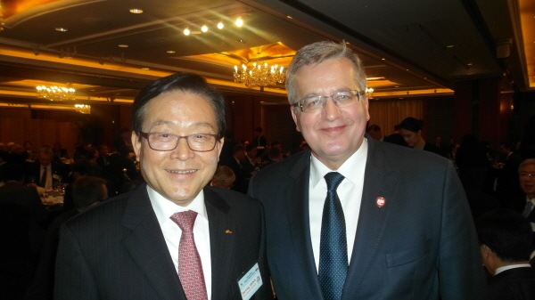 폴란드 대통령, 신태용 회장 접견