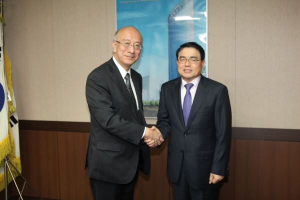 신임 주한일본대사 협회 내방