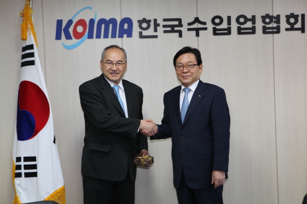 주한몽골대사, 신태용 회장 예방