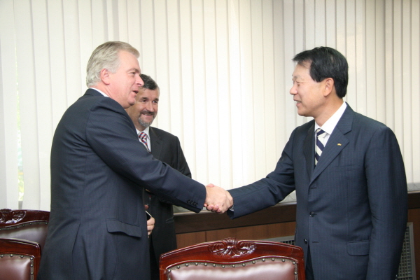 주한 슬로바키아 신임 대사 내방