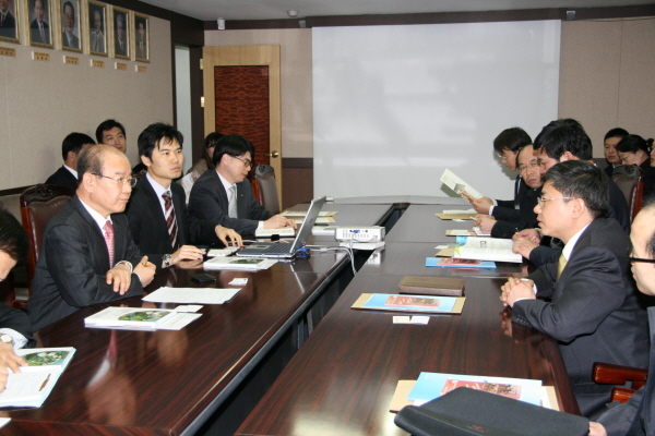 중국 당산시 부시장, 협회 내방