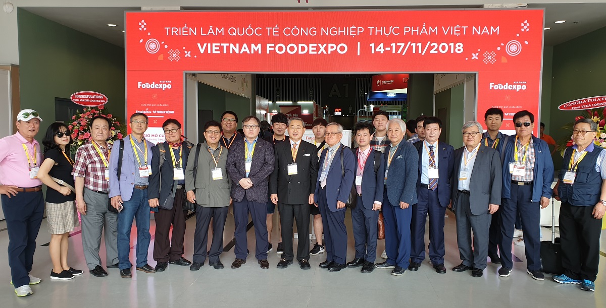 베트남 수입사절단 호치민 방문